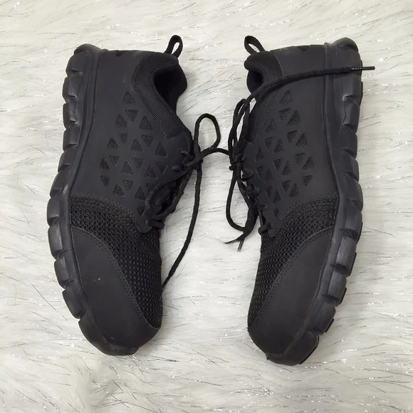 Reebok Men's sublime cushion Atletic work sneakers shoes black size 10 /